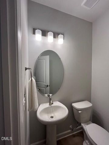 702 Blackpool Drive, Durham, NC 27703