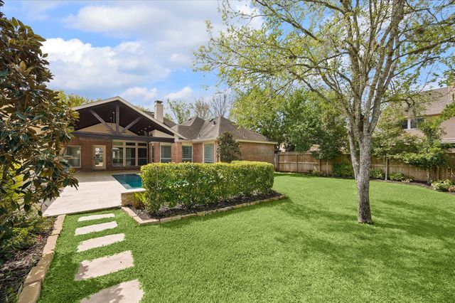 8911 S Fitzgerald Way, Missouri City, TX 77459