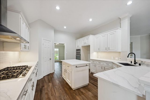 8911 S Fitzgerald Way, Missouri City, TX 77459