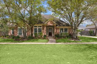 8911 S Fitzgerald Way, Missouri City, TX 77459