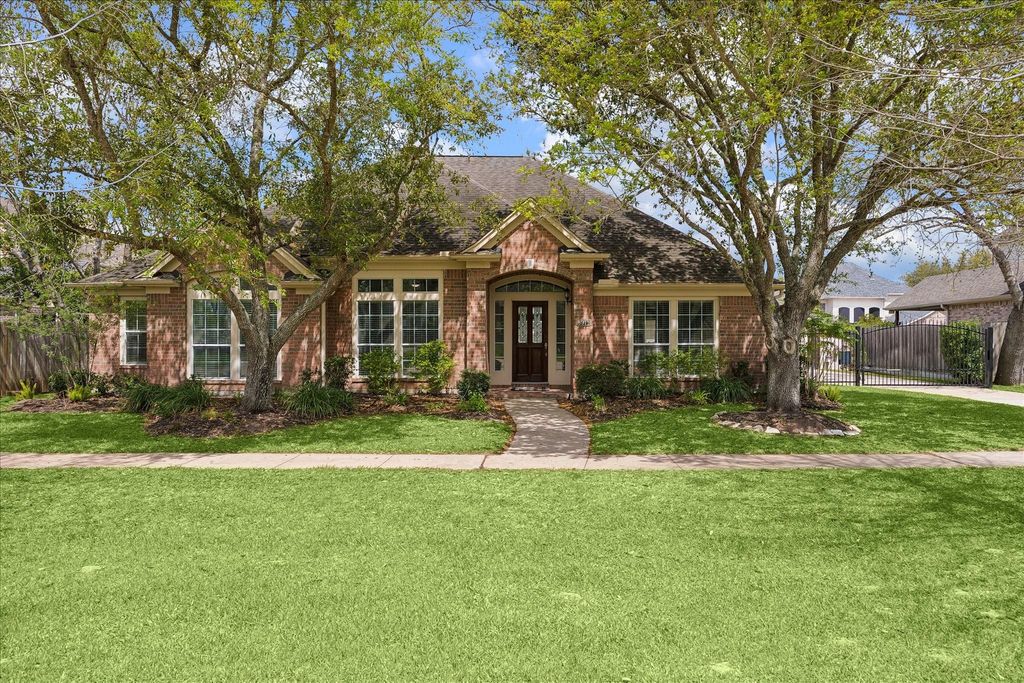 8911 S Fitzgerald Way, Missouri City, TX 77459