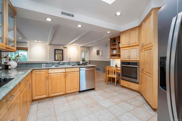 1729 CIRCO DEL CIELO DR, El Cajon, CA 92020
