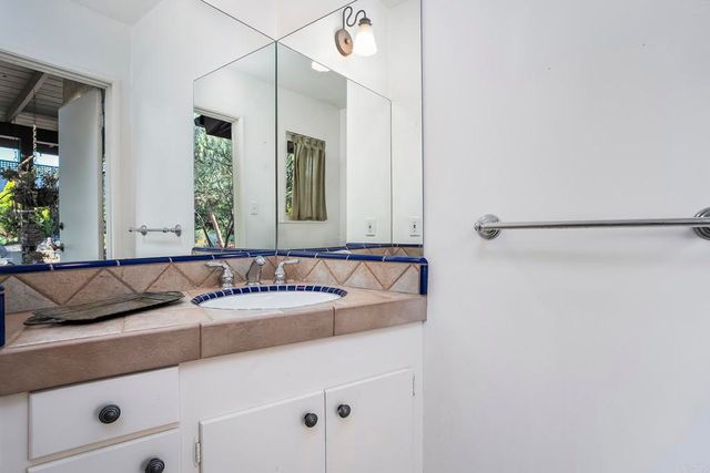 1729 CIRCO DEL CIELO DR, El Cajon, CA 92020