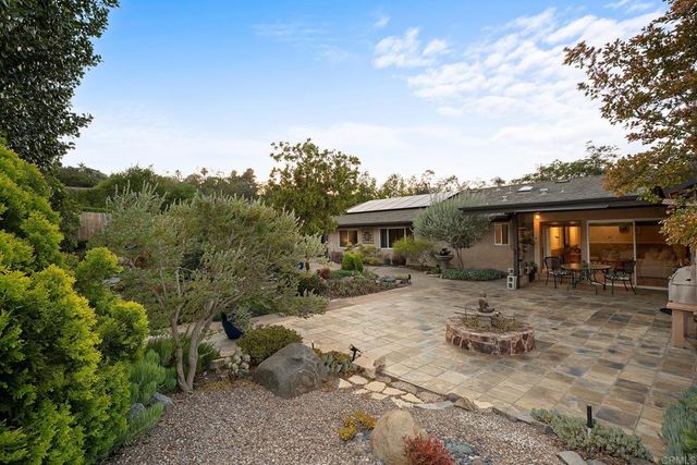 1729 CIRCO DEL CIELO DR, El Cajon, CA 92020