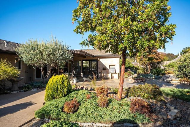 1729 CIRCO DEL CIELO DR, El Cajon, CA 92020