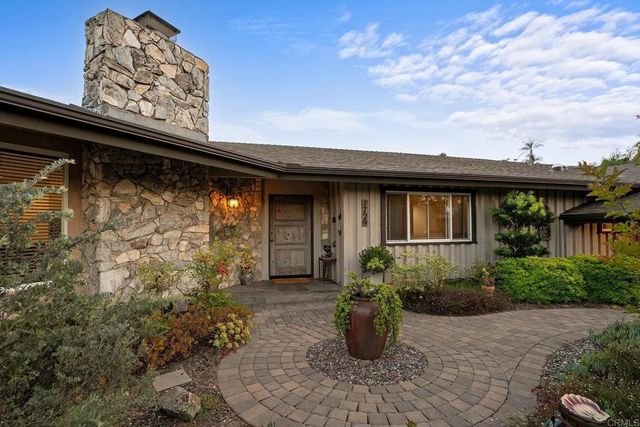 1729 CIRCO DEL CIELO DR, El Cajon, CA 92020