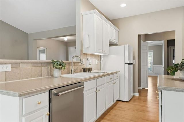 229 Forest Creek Lane, Canton, GA 30115
