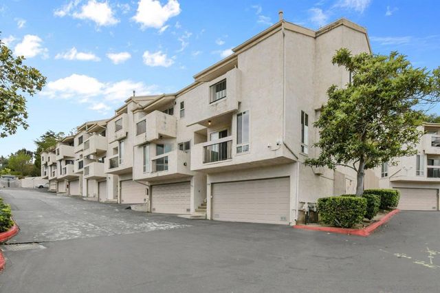 354 Travelodge Drive, El Cajon, CA 92020