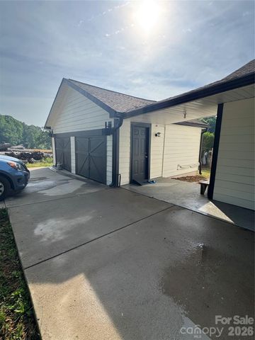 1319 Rollings Roost Road, Lancaster, SC 29720
