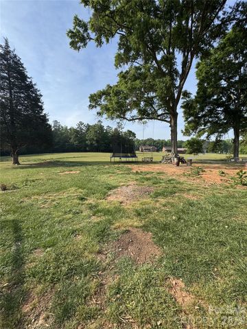 1319 Rollings Roost Road, Lancaster, SC 29720