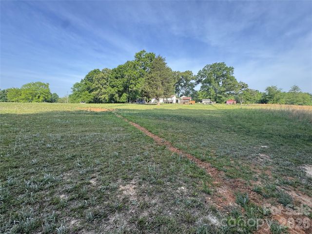 1319 Rollings Roost Road, Lancaster, SC 29720