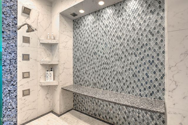 24479 Reflection Lane, Abingdon, VA 24210