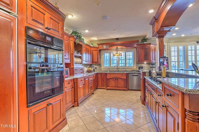 24479 Reflection Lane, Abingdon, VA 24210