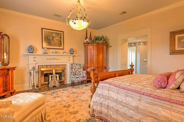 24479 Reflection Lane, Abingdon, VA 24210