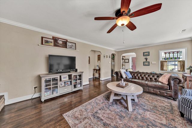 1555 Coopers Cove RD, Hardy, VA 24101