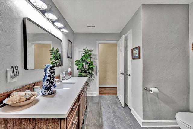 1555 Coopers Cove RD, Hardy, VA 24101