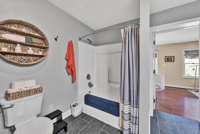 1555 Coopers Cove RD, Hardy, VA 24101