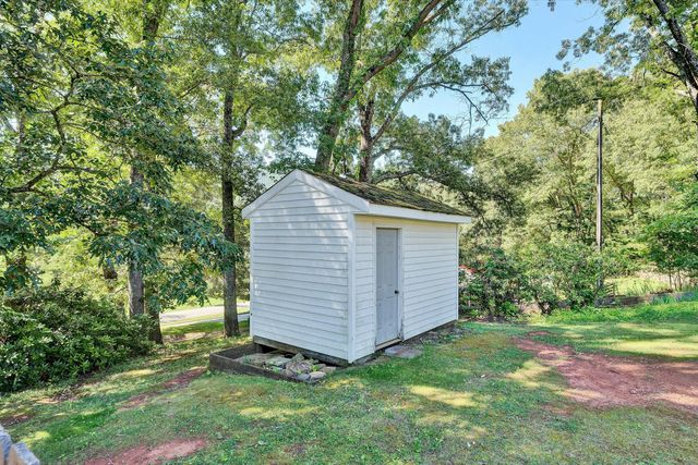 1555 Coopers Cove RD, Hardy, VA 24101