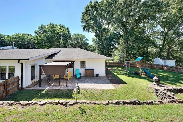 1555 Coopers Cove RD, Hardy, VA 24101