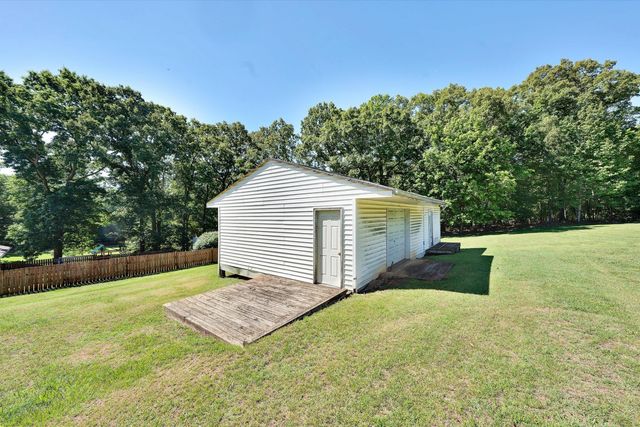 1555 Coopers Cove RD, Hardy, VA 24101