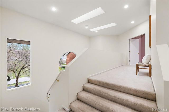 2295 Shore Hill Drive, West Bloomfield, MI 48323