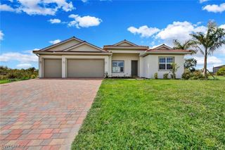 12329 Isabella DR, Bonita Springs, FL 34135