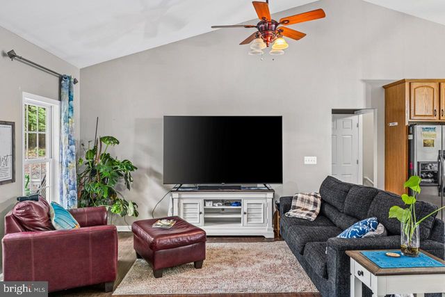 7386 MONROE DR, King George, VA 22485