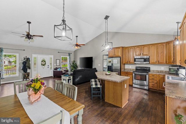 7386 MONROE DR, King George, VA 22485