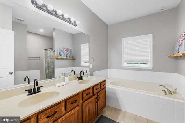 7386 MONROE DR, King George, VA 22485