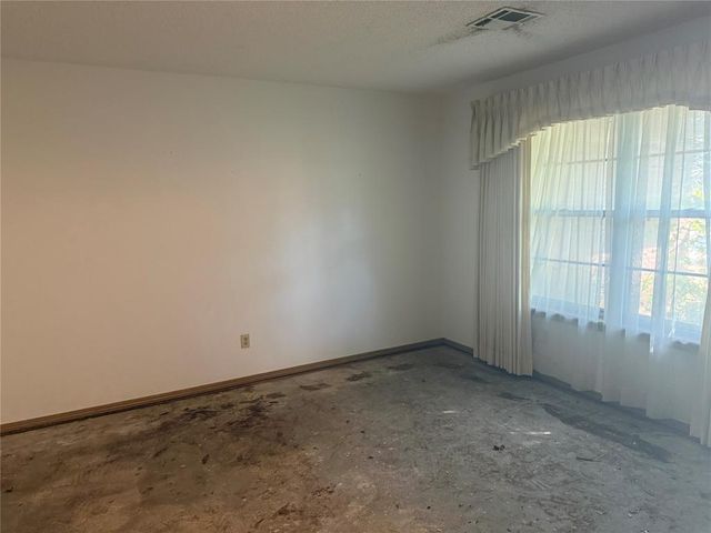 3225 N Glenhaven Drive, Midwest City, OK 73110