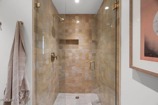 4610 N 40TH Street, Phoenix, AZ 85018