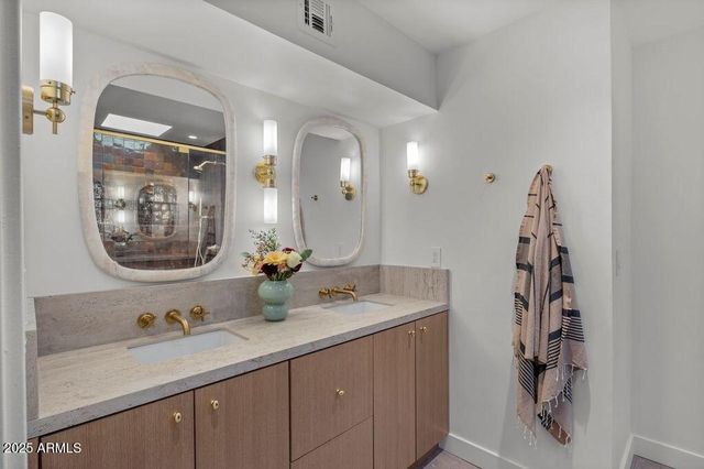 4610 N 40TH Street, Phoenix, AZ 85018