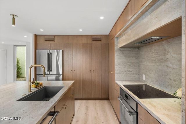 4610 N 40TH Street, Phoenix, AZ 85018