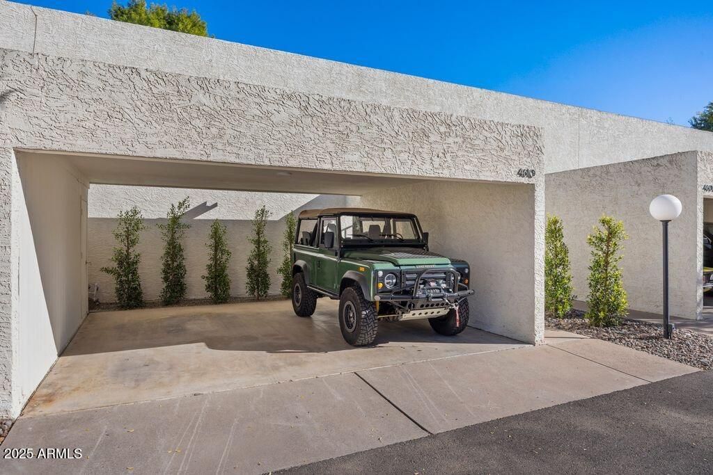 4610 N 40TH Street, Phoenix, AZ 85018