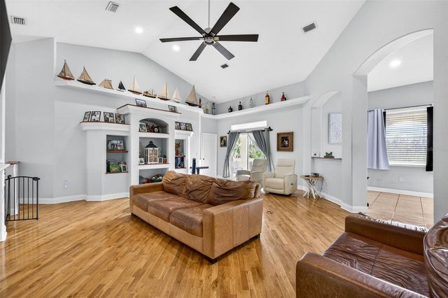 7445 GULF WAY, Hudson, FL 34667