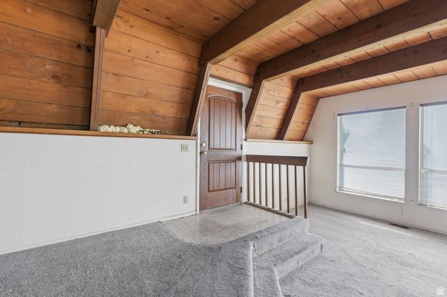 9892 N HIDDEN DR, Highland, UT 84003