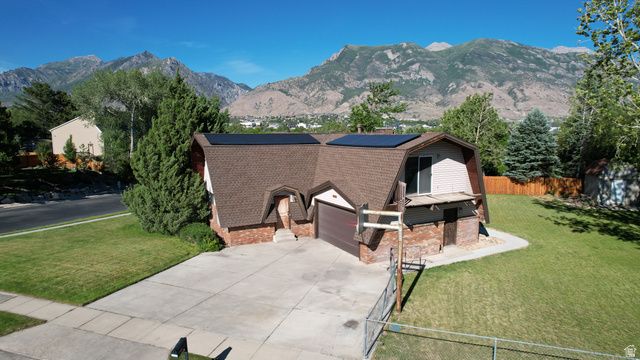9892 N HIDDEN DR, Highland, UT 84003