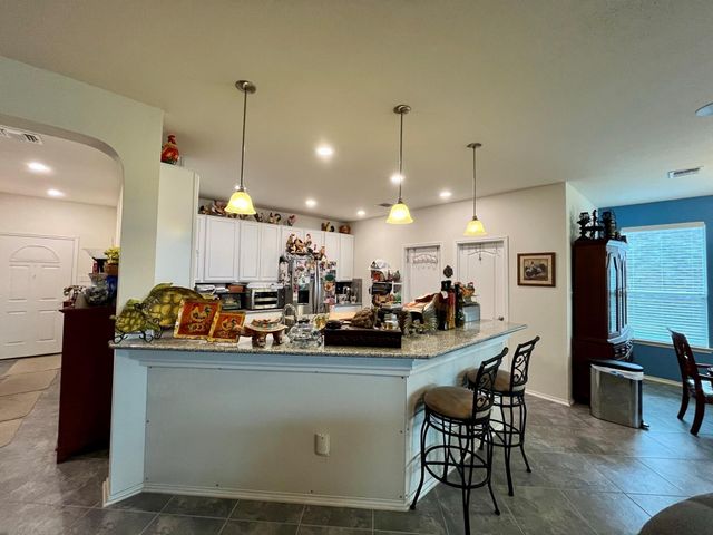 503 Yosemite TRL, Taylor, TX 76574