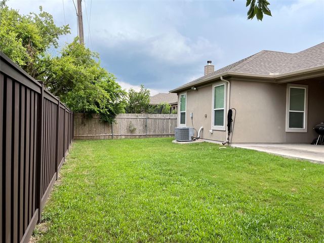 503 Yosemite TRL, Taylor, TX 76574