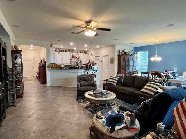 503 Yosemite TRL, Taylor, TX 76574