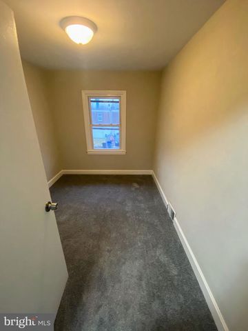 934 ALCYON DR, Bellmawr, NJ 08031