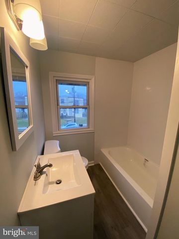 934 ALCYON DR, Bellmawr, NJ 08031