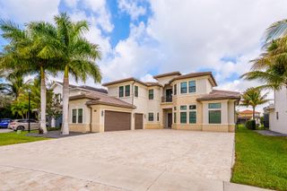 9801 Rennes Lane, Delray Beach, FL 33446