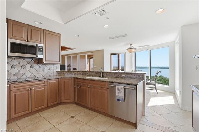 4801 Bonita Bay BLVD 1003, Bonita Springs, FL 34134