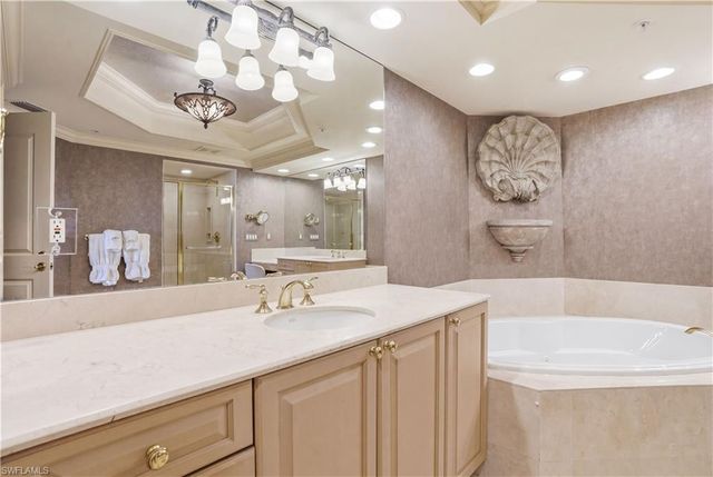 4801 Bonita Bay BLVD 1003, Bonita Springs, FL 34134