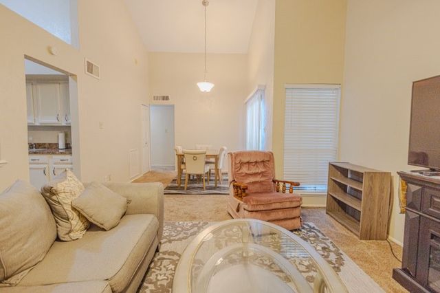 404 Jones Street, Cedar Hill, TX 75104