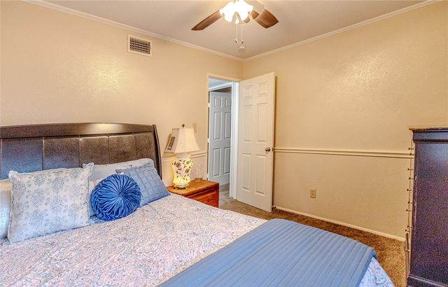 404 Jones Street, Cedar Hill, TX 75104