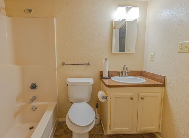 404 Jones Street, Cedar Hill, TX 75104