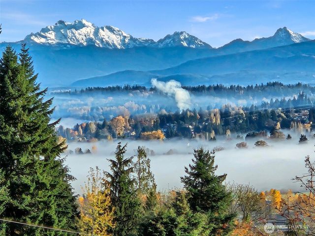 8421 Cascadia Avenue, Everett, WA 98208