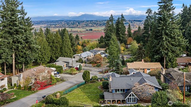 8421 Cascadia Avenue, Everett, WA 98208